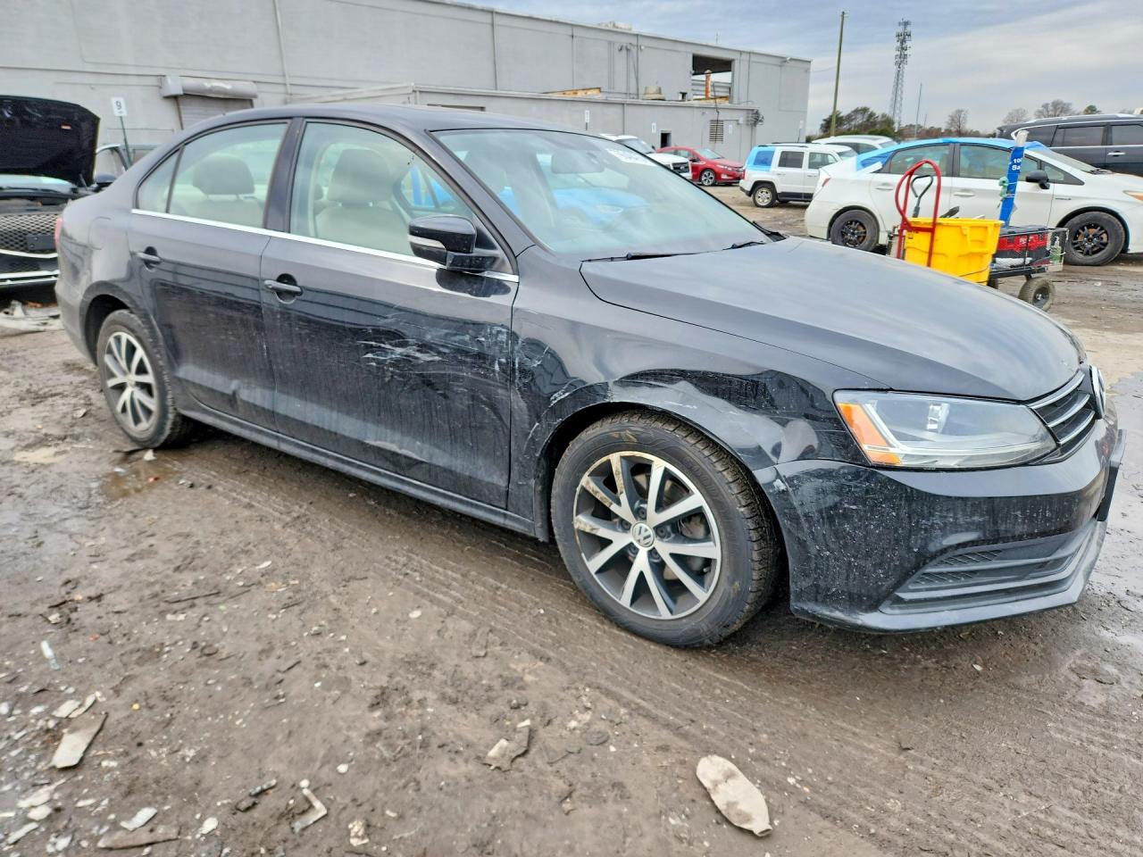 2017 VOLKSWAGEN JETTA SE photo 4