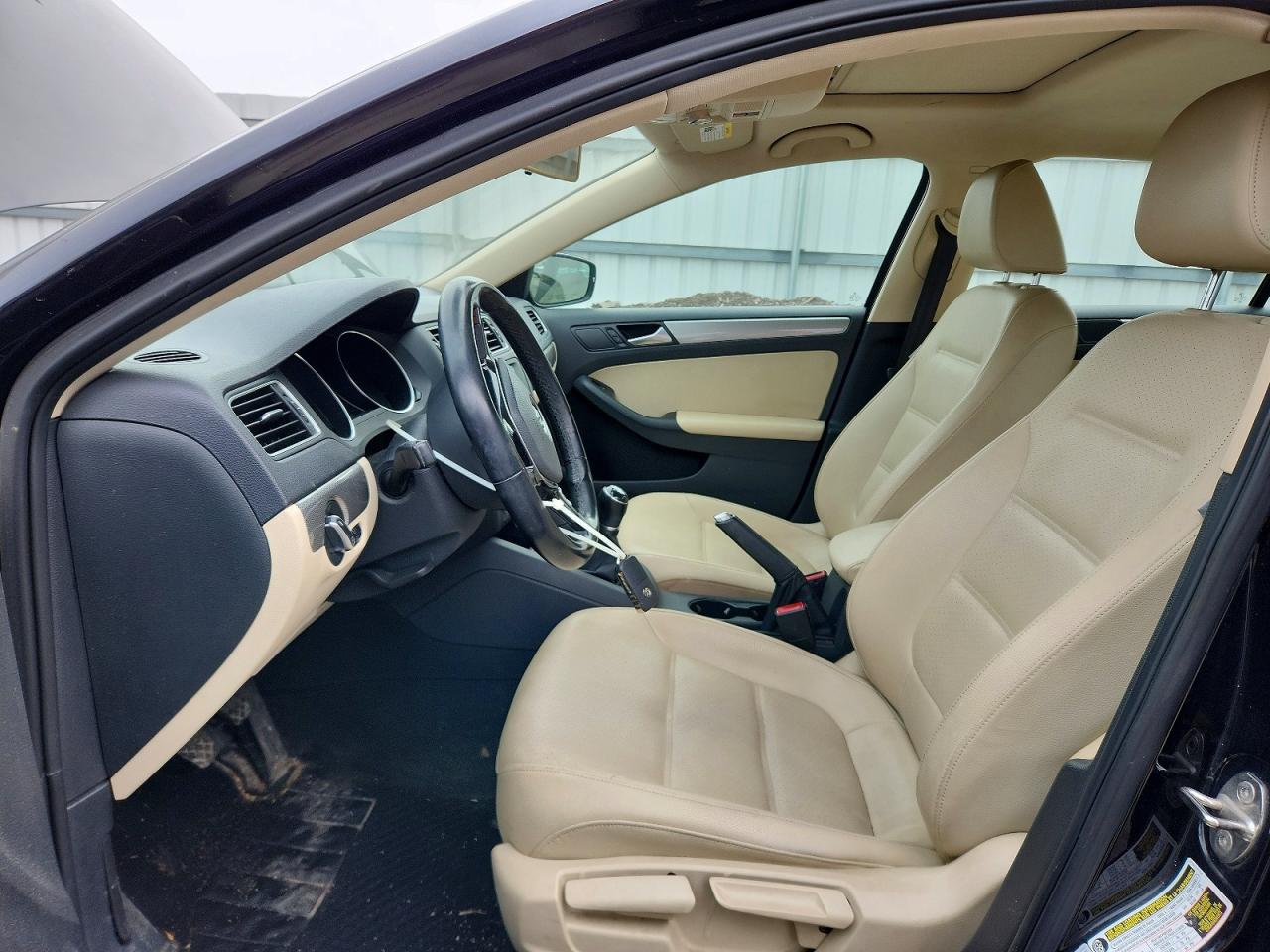 2017 VOLKSWAGEN JETTA SE photo 7