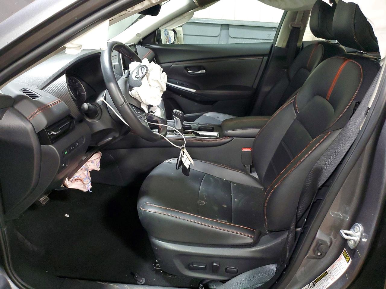 2025 NISSAN SENTRA SR photo 13