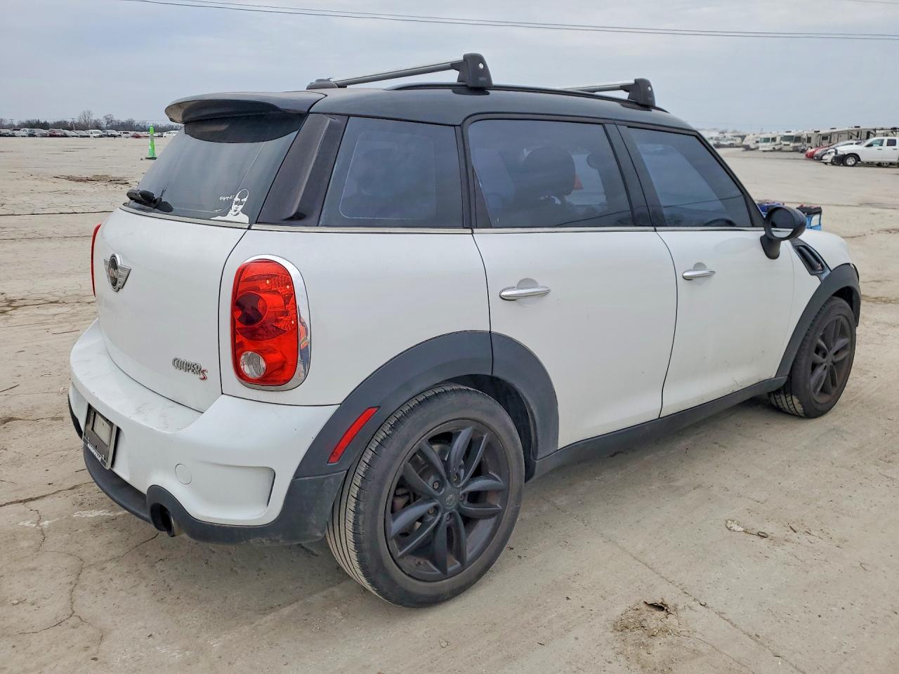 2011 MINI COOPER S COUNTRYMAN photo 5