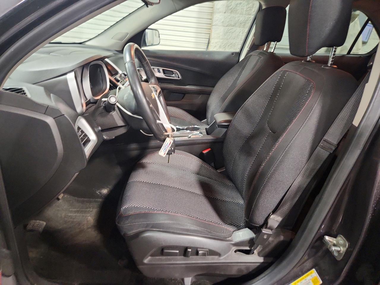 2015 CHEVROLET EQUINOX LT photo 19