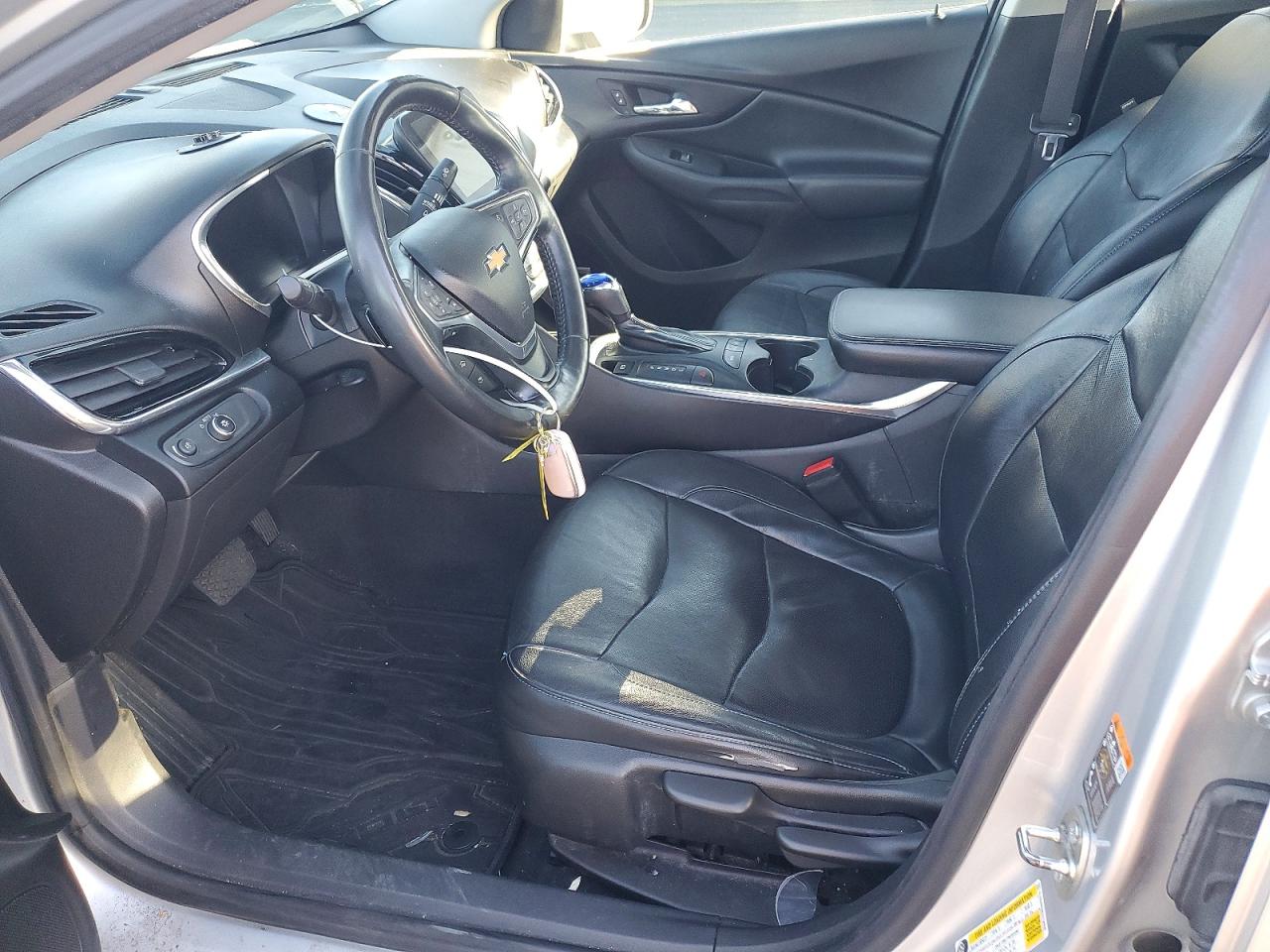 2016 CHEVROLET VOLT LTZ photo 13