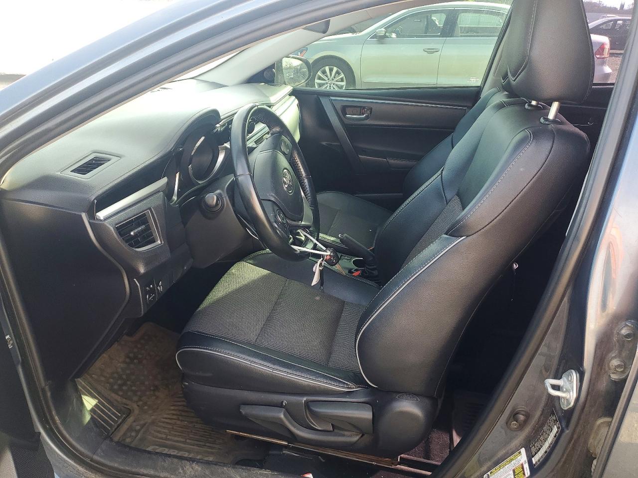 2016 TOYOTA COROLLA S PLUS photo 13