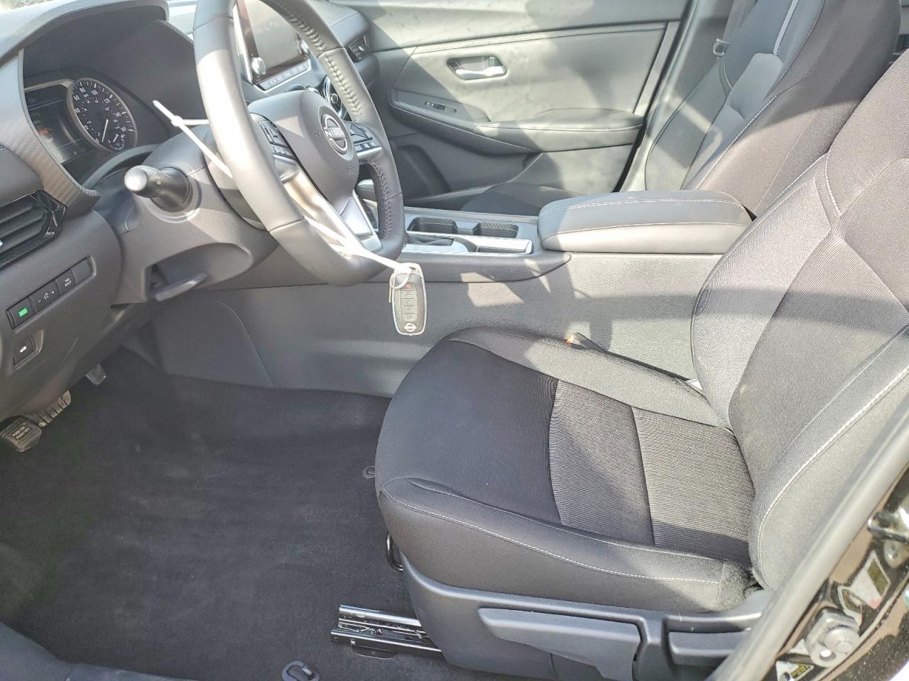 2025 NISSAN SENTRA SV photo 19