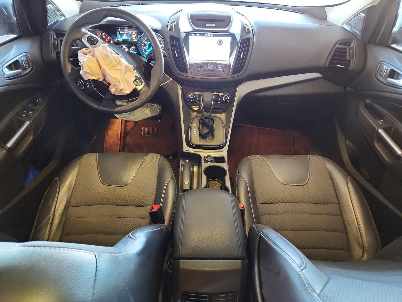 2016 FORD ESCAPE SE photo 15