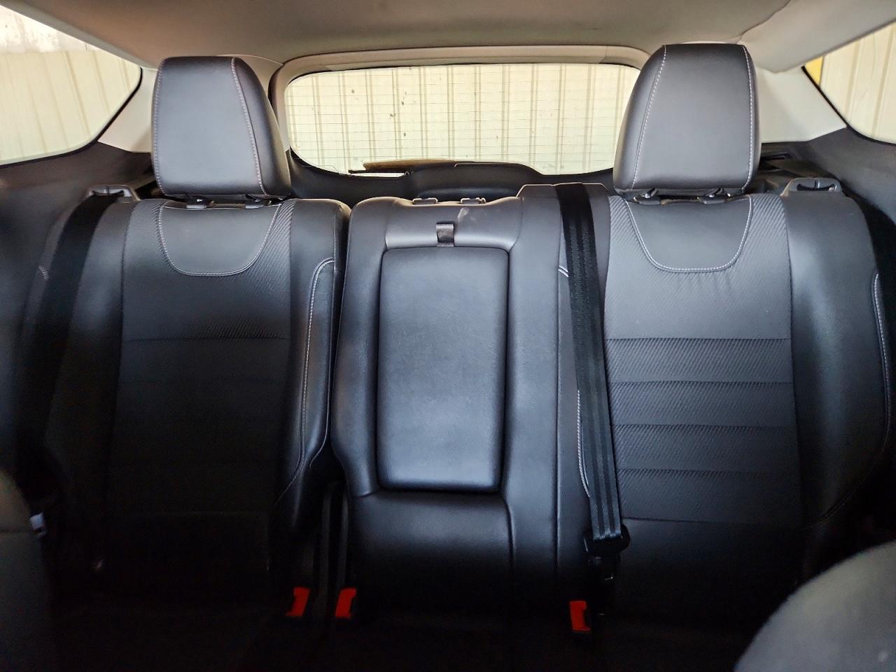 2016 FORD ESCAPE SE photo 19