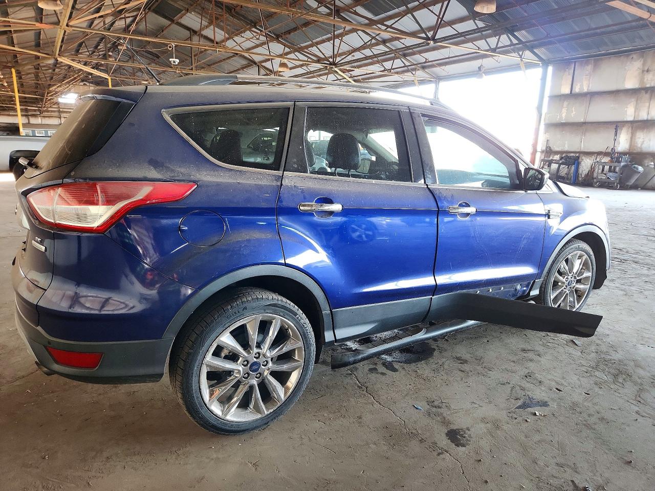 2016 FORD ESCAPE SE photo 5