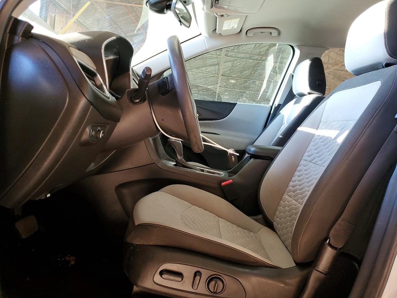 2021 CHEVROLET EQUINOX LS photo 19