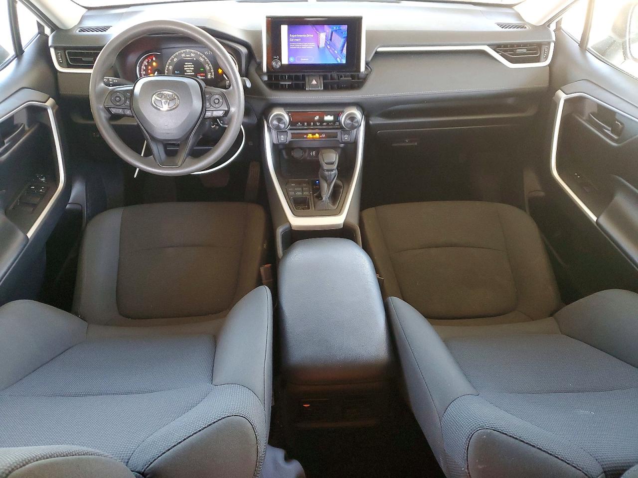 2024 TOYOTA RAV4 LE photo 8