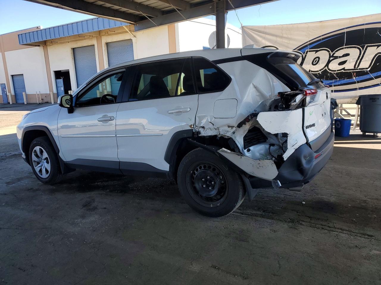 2024 TOYOTA RAV4 LE photo 2