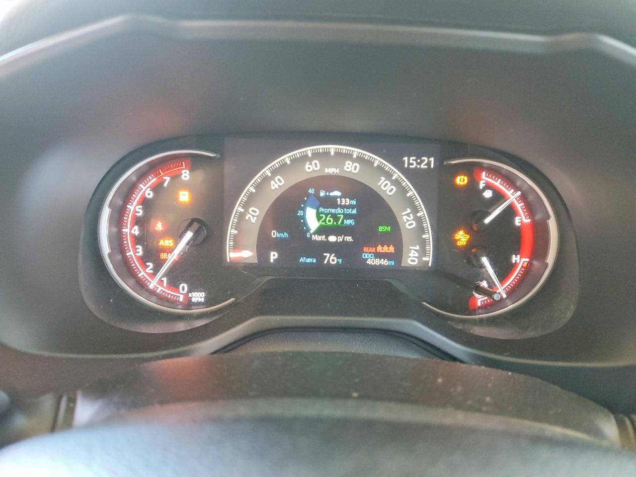 2024 TOYOTA RAV4 LE photo 9