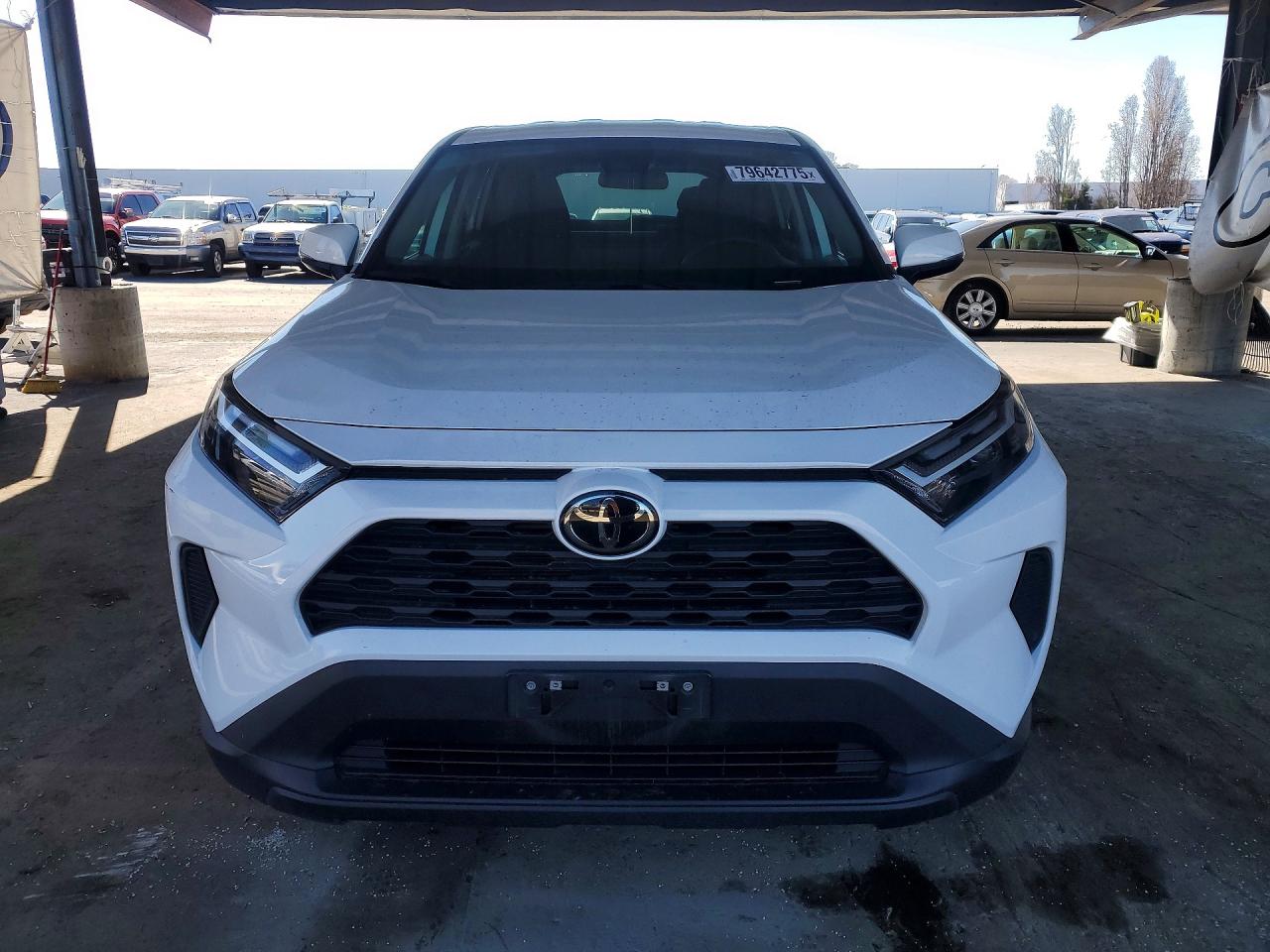 2024 TOYOTA RAV4 LE photo 5