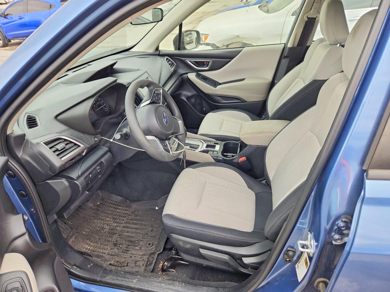 2024 SUBARU FORESTER photo 7