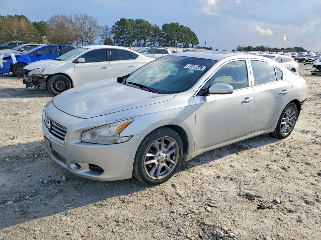 2013 NISSAN MAXIMA