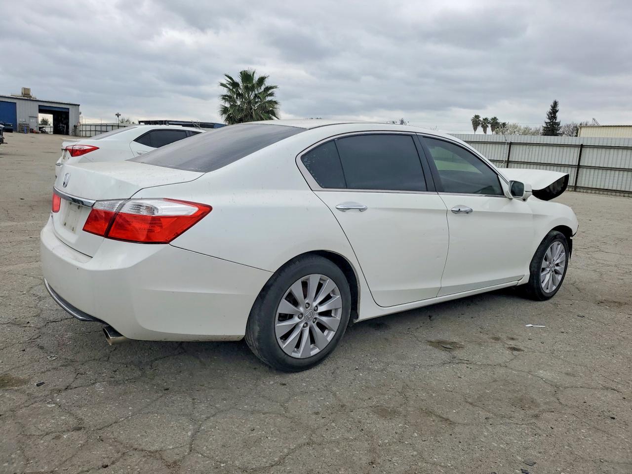 2013 HONDA ACCORD EX photo 3