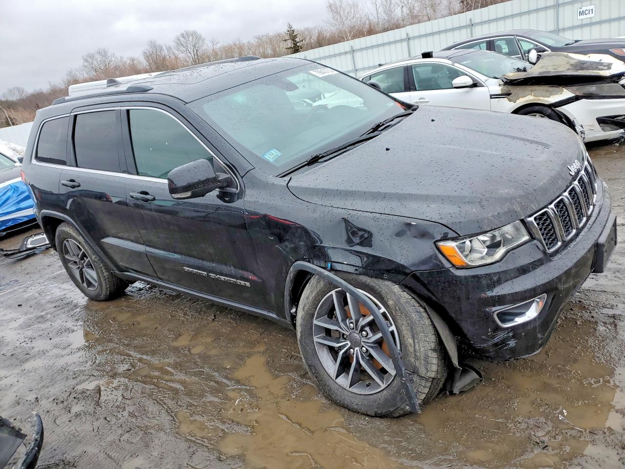 2019 JEEP GRAND CHEROKEE LIMITED photo 4