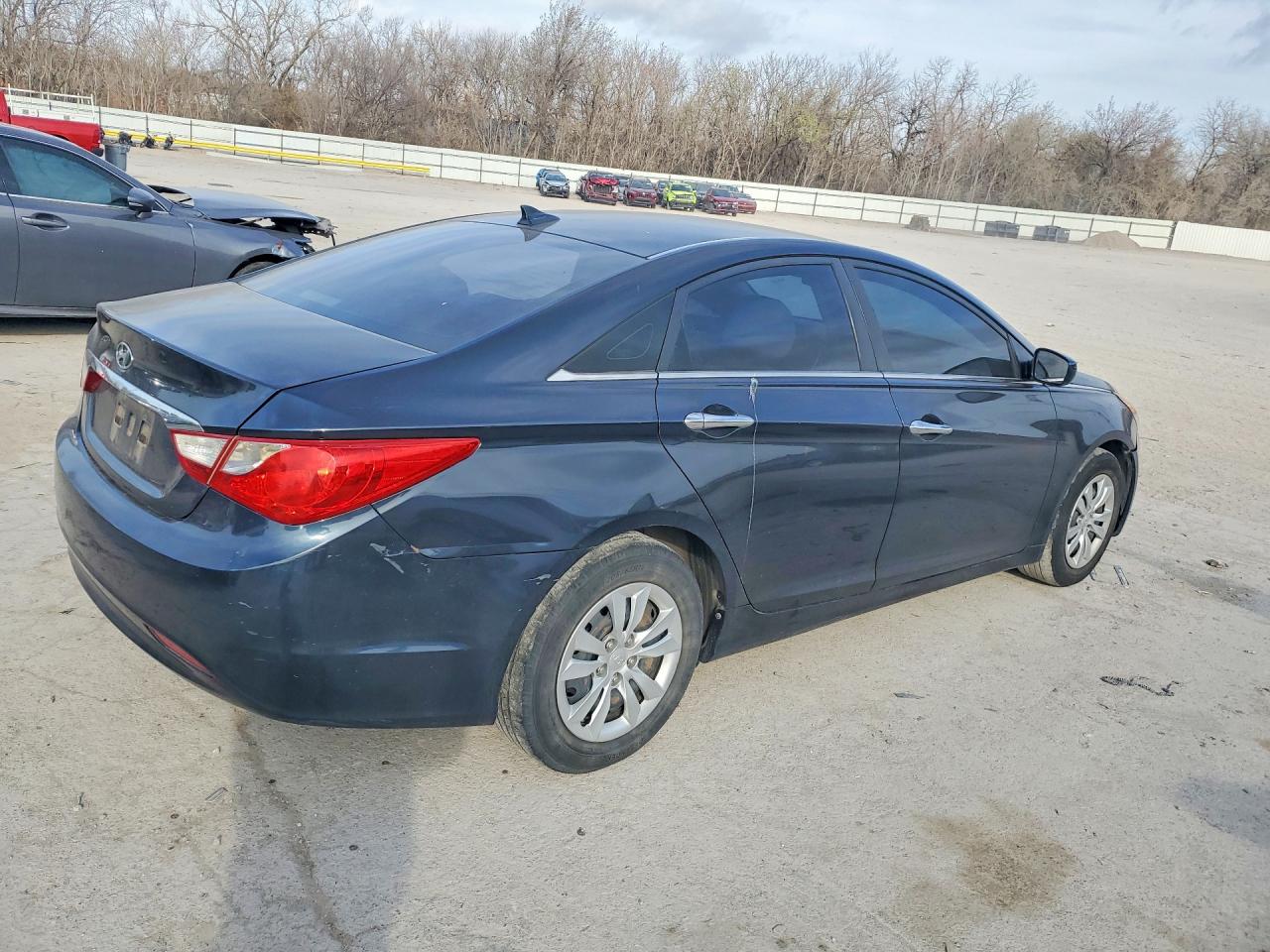 2012 HYUNDAI SONATA GLS photo 3
