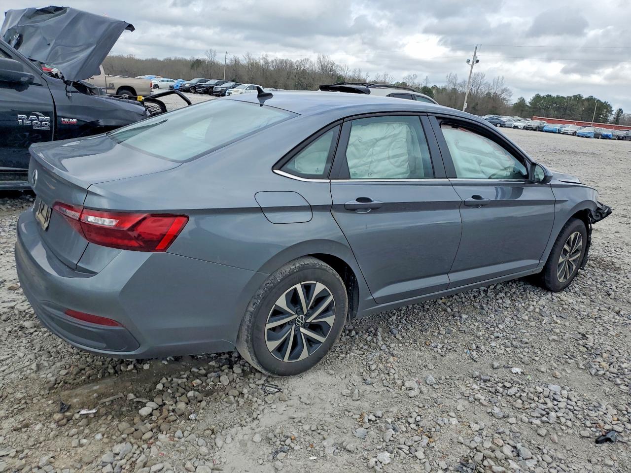2023 VOLKSWAGEN JETTA S photo 3