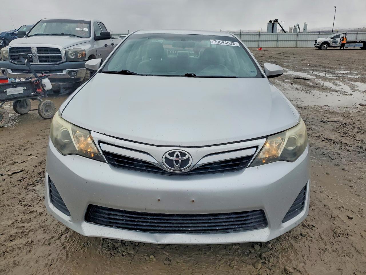 2013 TOYOTA CAMRY photo 5