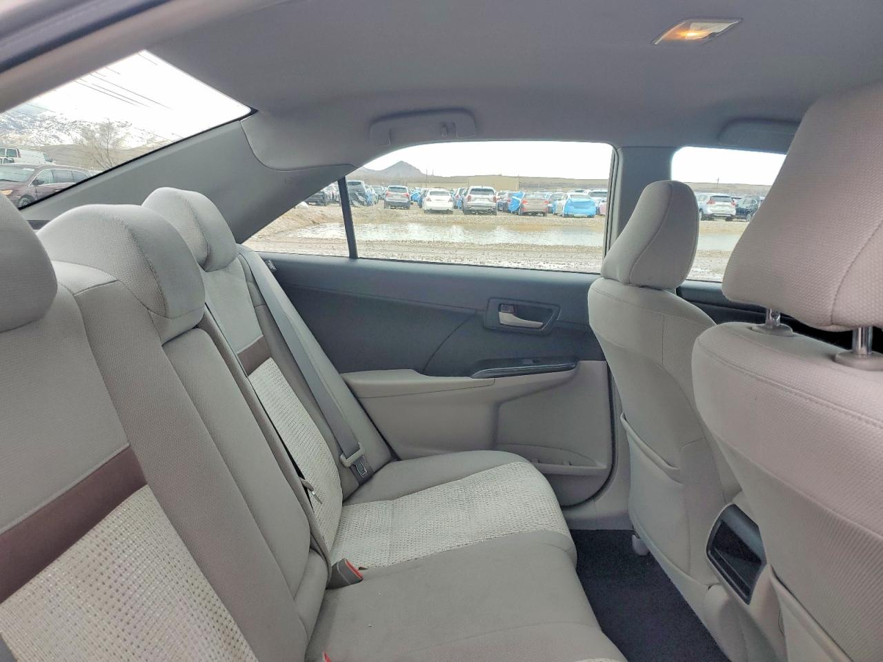 2013 TOYOTA CAMRY photo 10