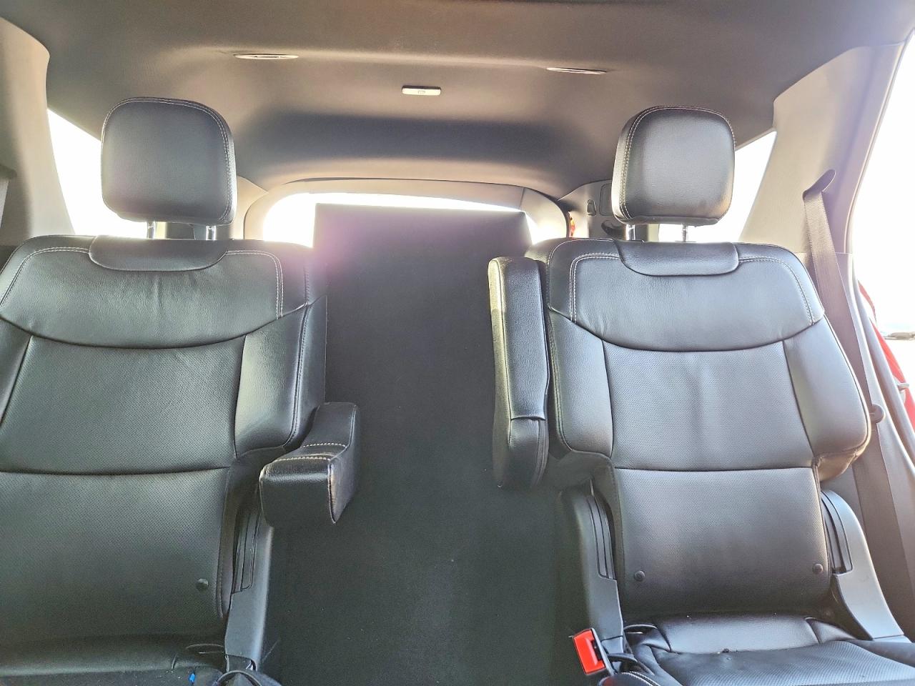 2023 FORD EXPLORER ST photo 19