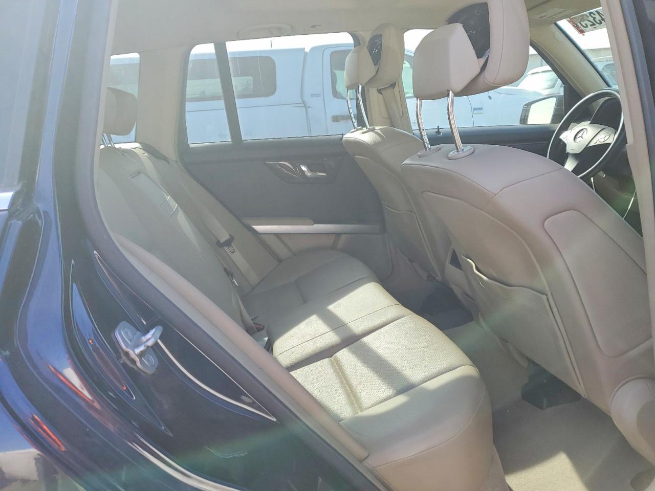 2011 MERCEDES-BENZ GLK 350 4MATIC photo 11