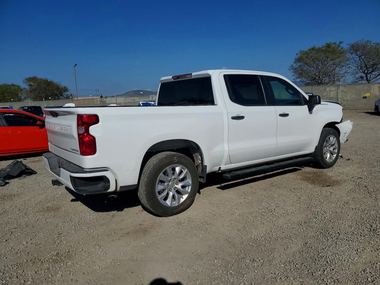 2024 CHEVROLET SILVERADO C1500 CUSTOM photo 5