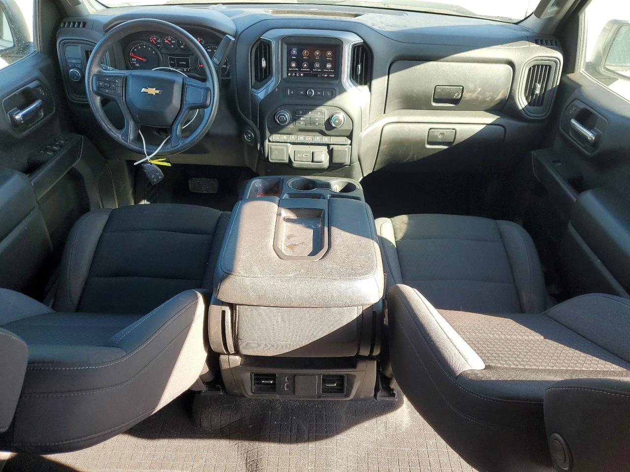 2024 CHEVROLET SILVERADO C1500 CUSTOM photo 15