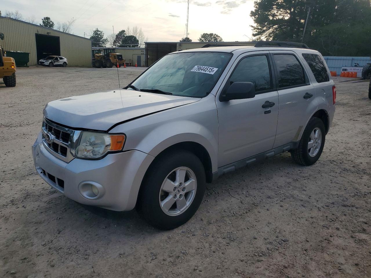 2010 FORD ESCAPE