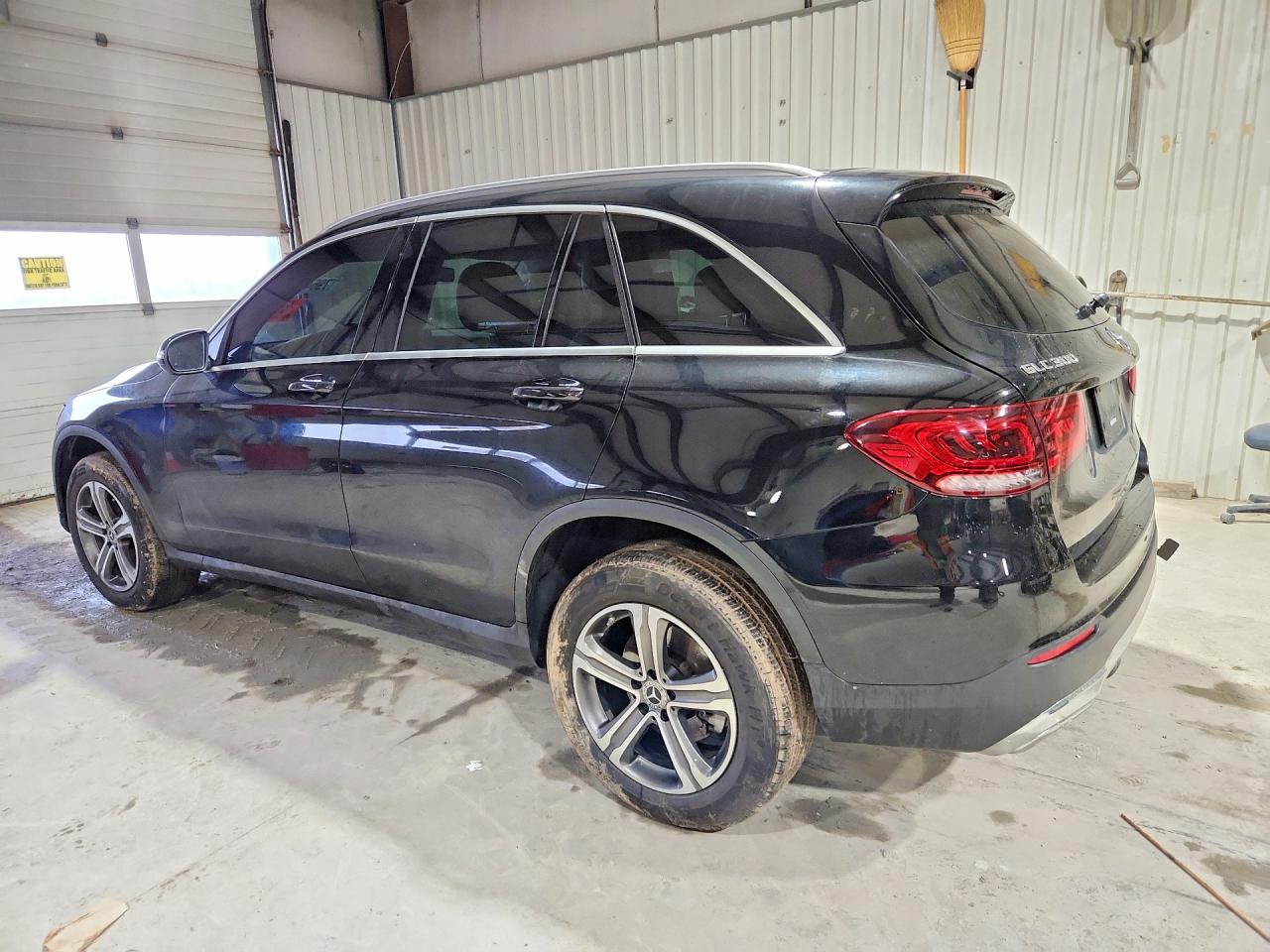 2020 MERCEDES-BENZ GLC 300 photo 4