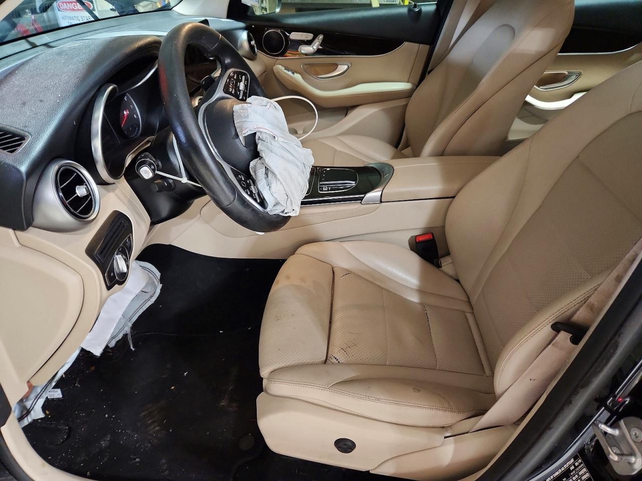 2020 MERCEDES-BENZ GLC 300 photo 19