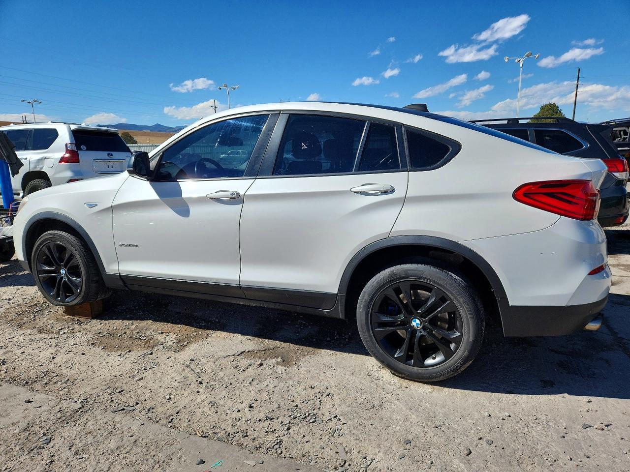2015 BMW X4 XDRIVE28I photo 2