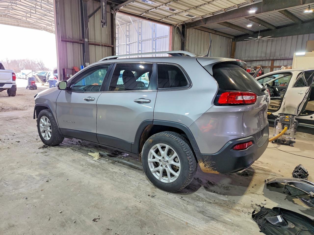 2018 JEEP CHEROKEE LATITUDE PLUS photo 4