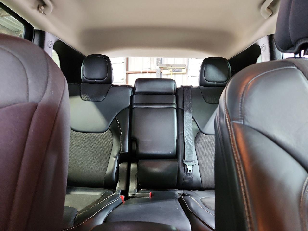 2018 JEEP CHEROKEE LATITUDE PLUS photo 28