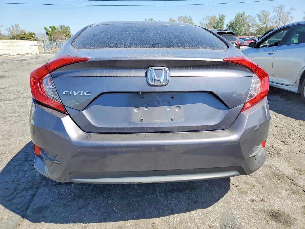 2016 HONDA CIVIC LX photo 16