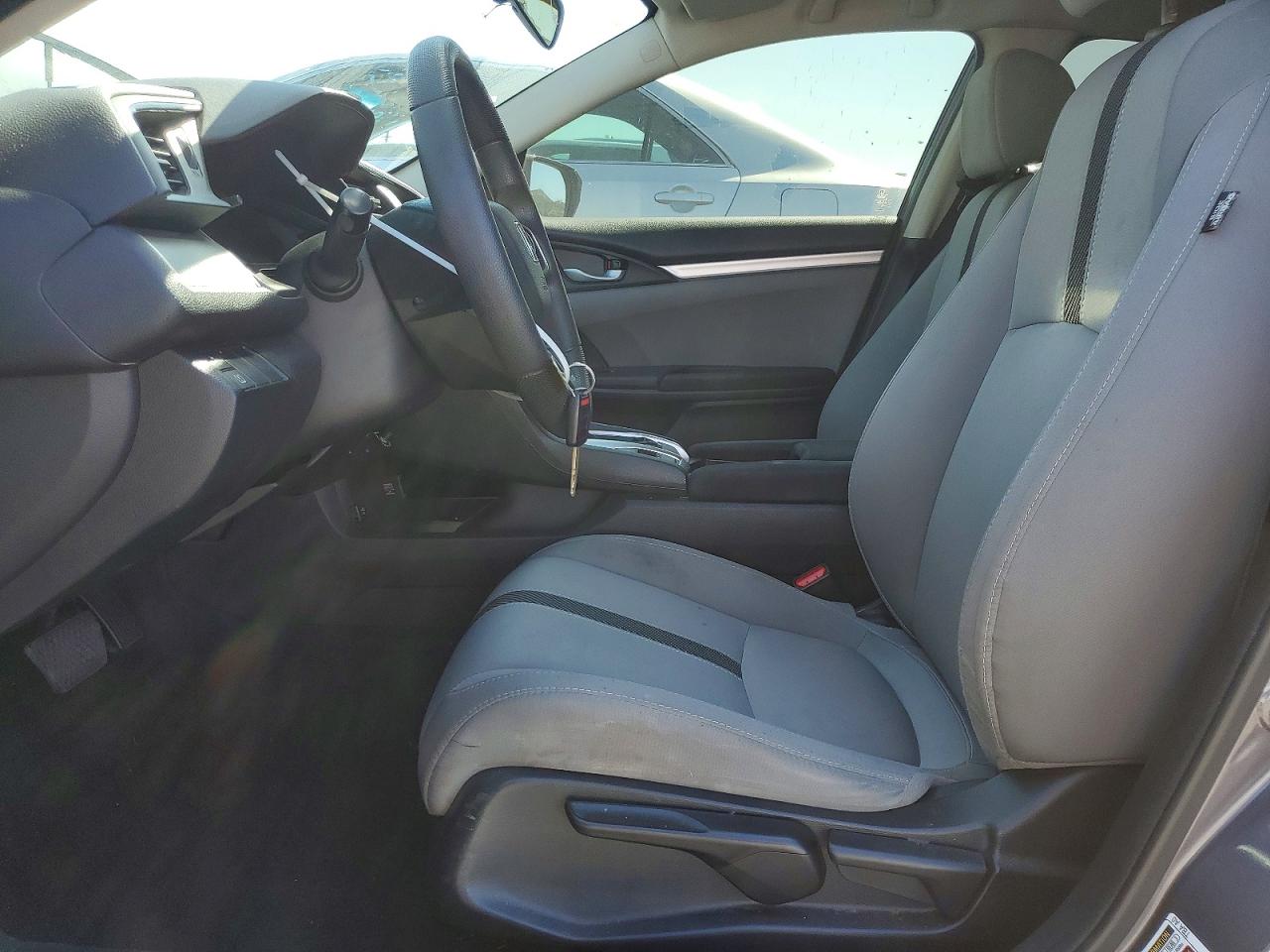 2016 HONDA CIVIC LX photo 19