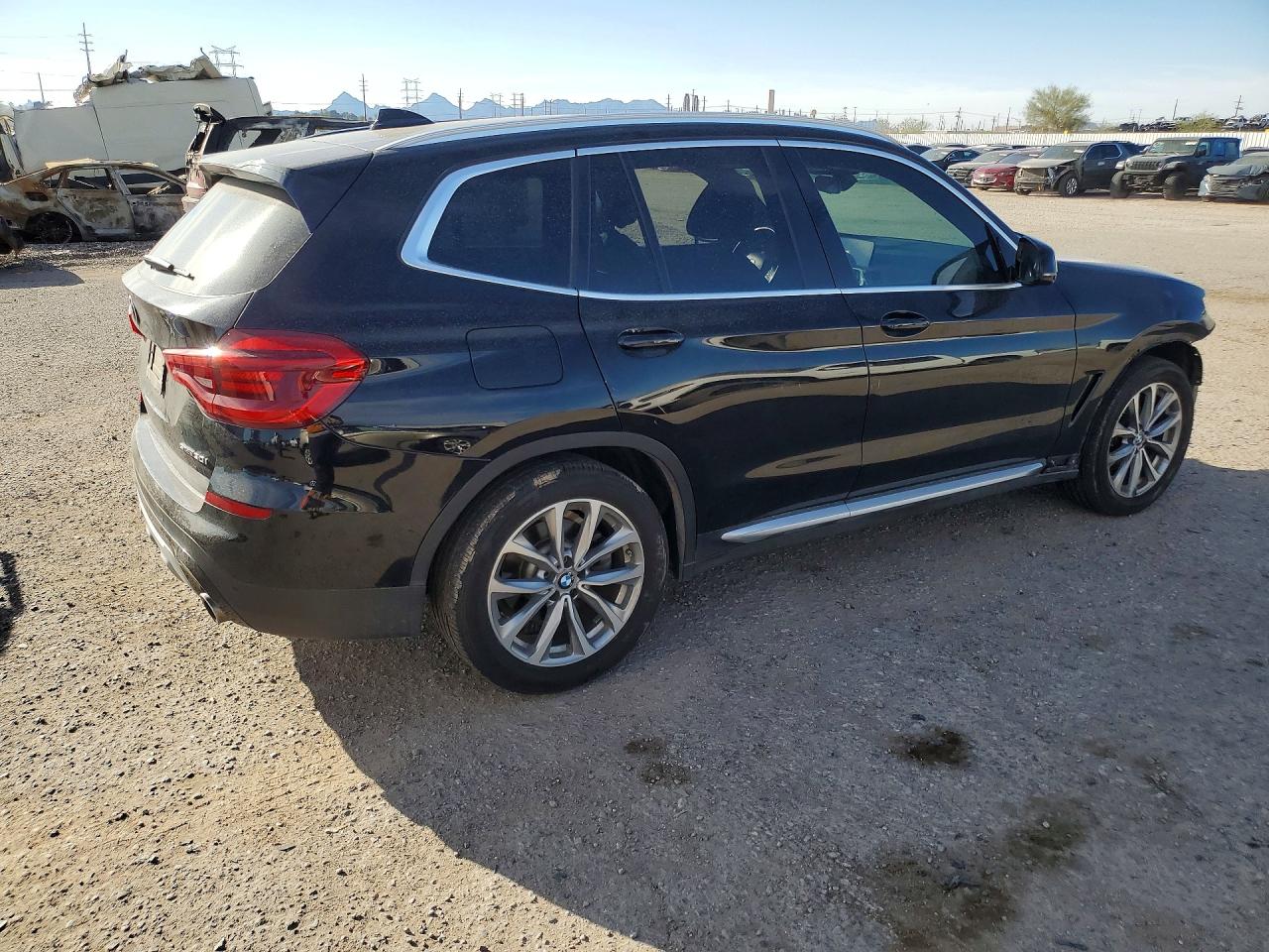 2019 BMW X3 SDRIVE30I photo 3