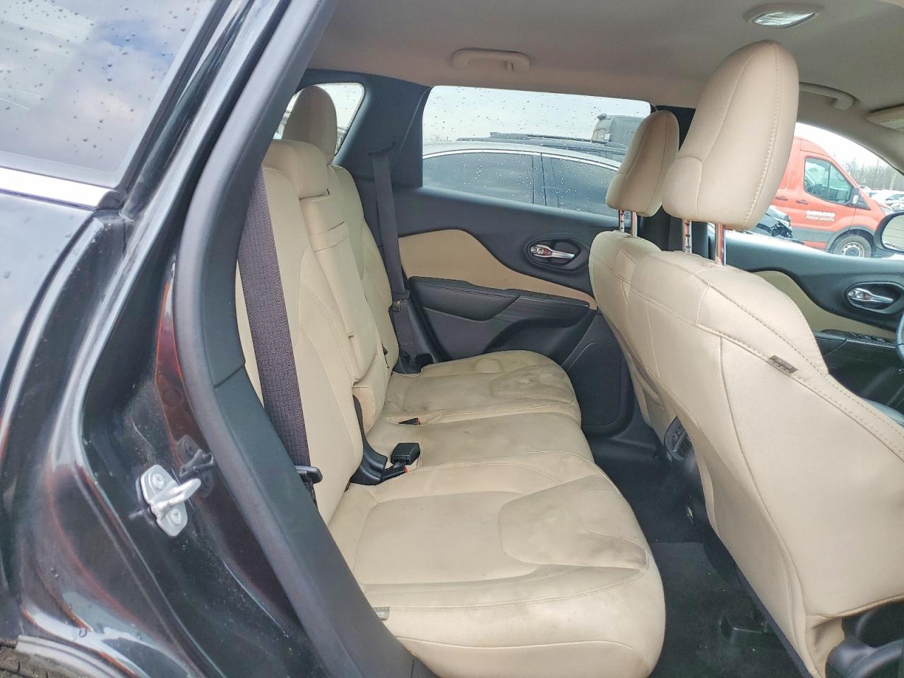 2015 JEEP CHEROKEE LATITUDE photo 11