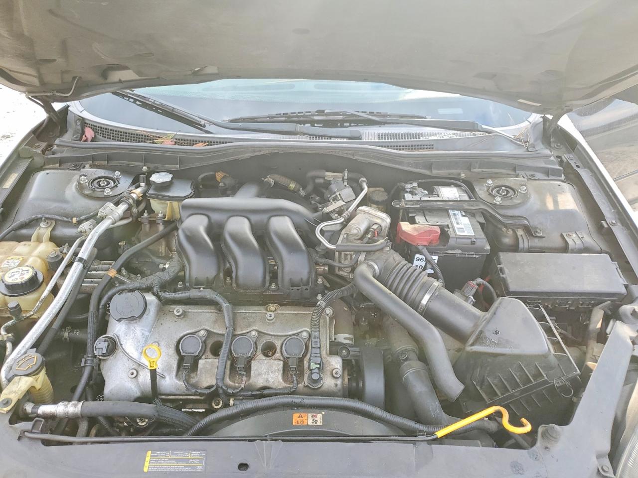 2007 FORD FUSION SE photo 11
