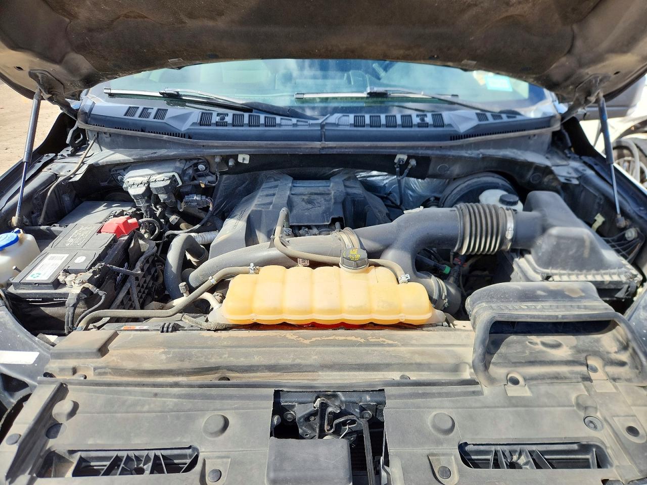 2016 FORD F150 photo 31