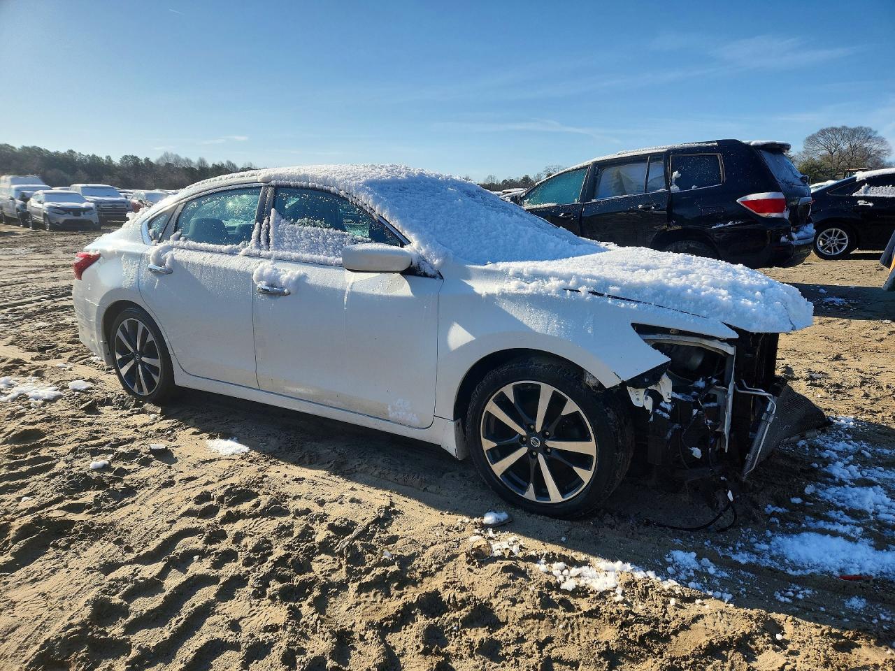2017 NISSAN ALTIMA 2.5 SR photo 10