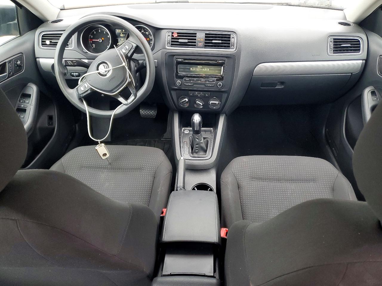 2015 VOLKSWAGEN JETTA SE photo 15