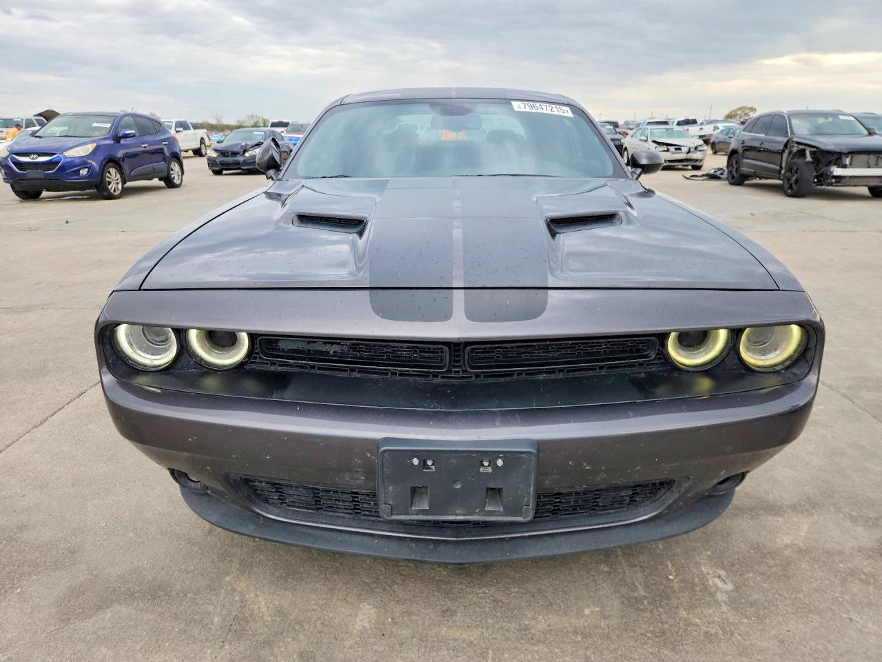 2022 DODGE CHALLENGER SXT photo 5