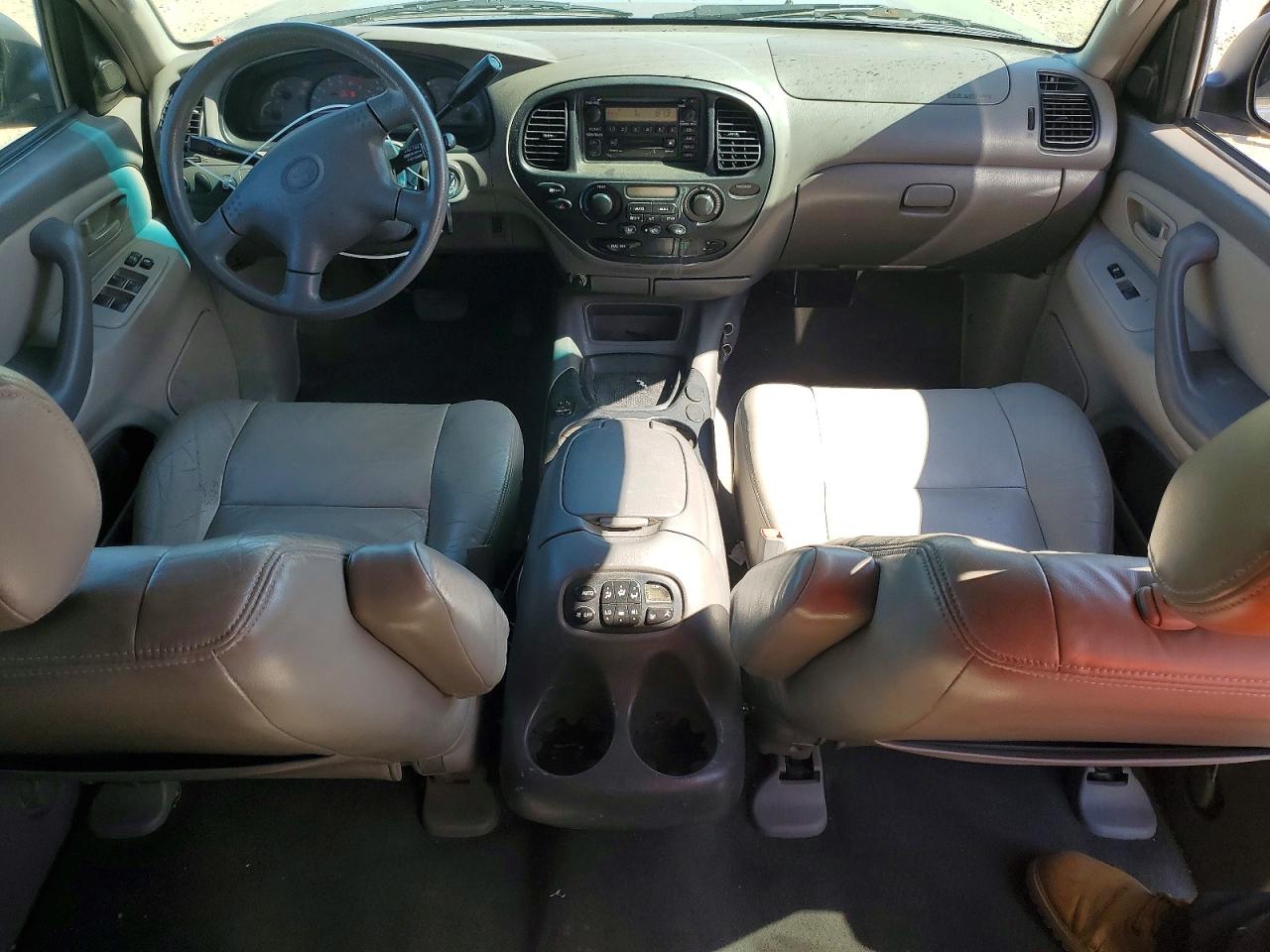 2002 TOYOTA SEQUOIA SR5 photo 8