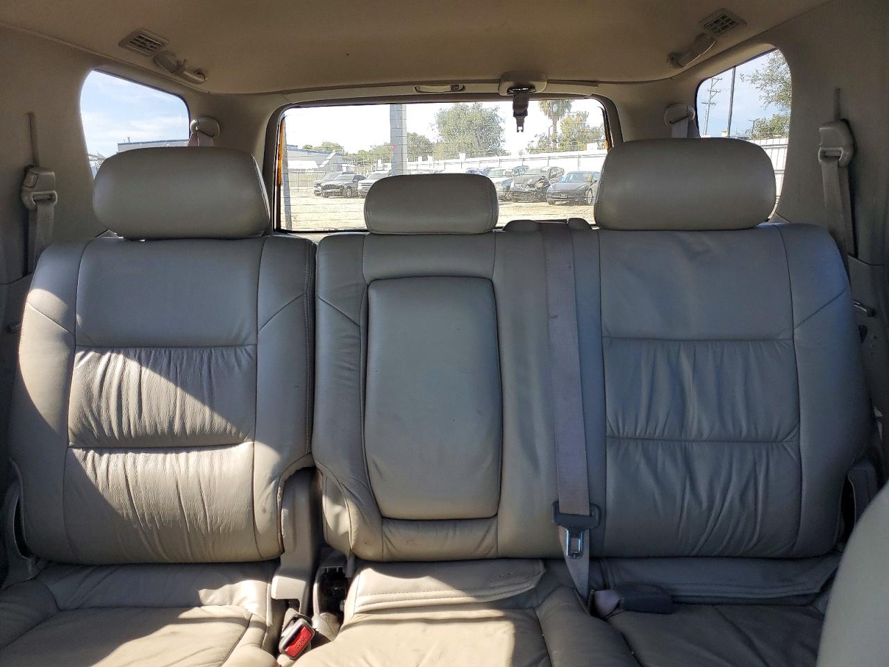 2002 TOYOTA SEQUOIA SR5 photo 10