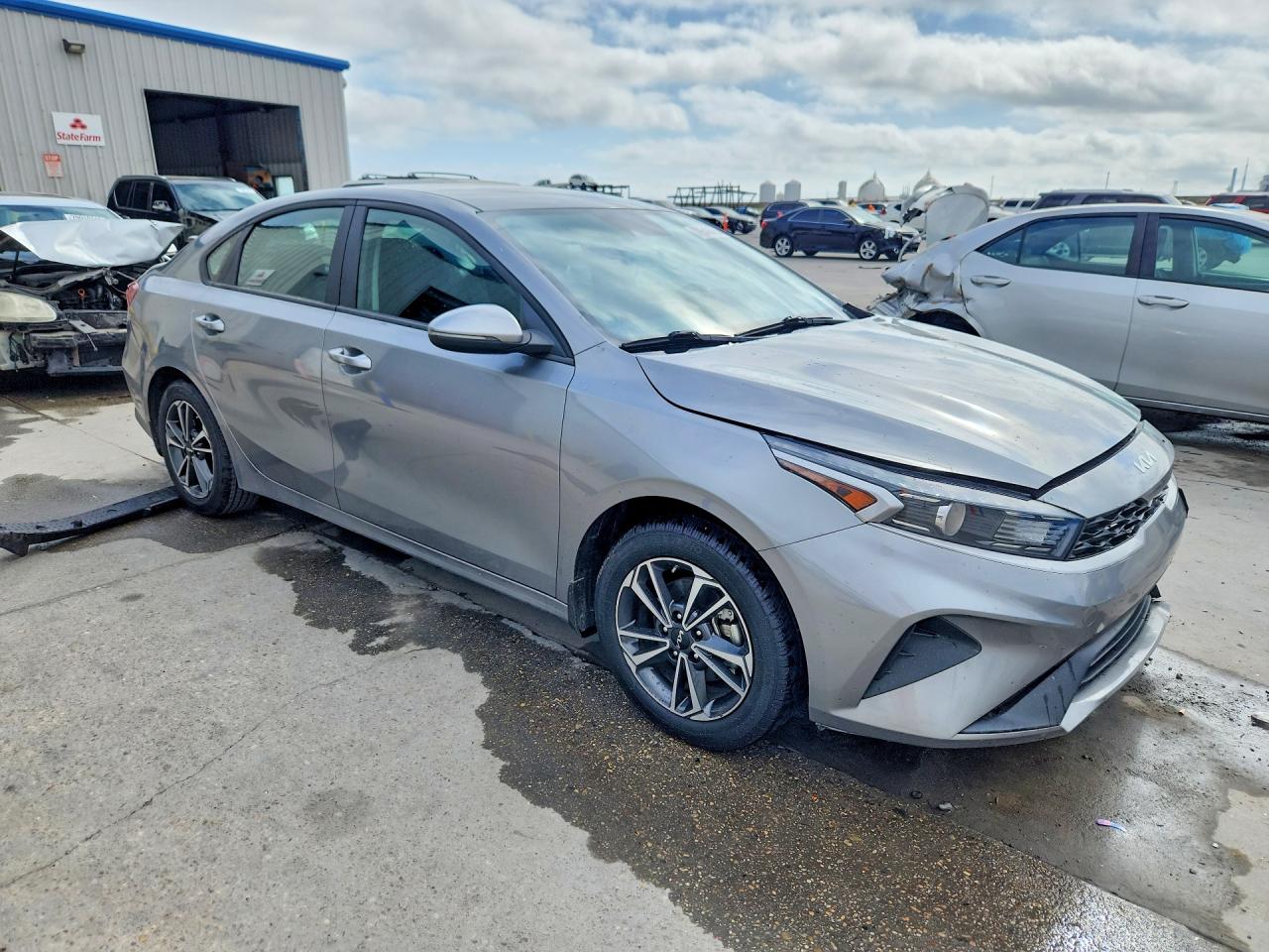 2024 KIA FORTE LXS photo 4