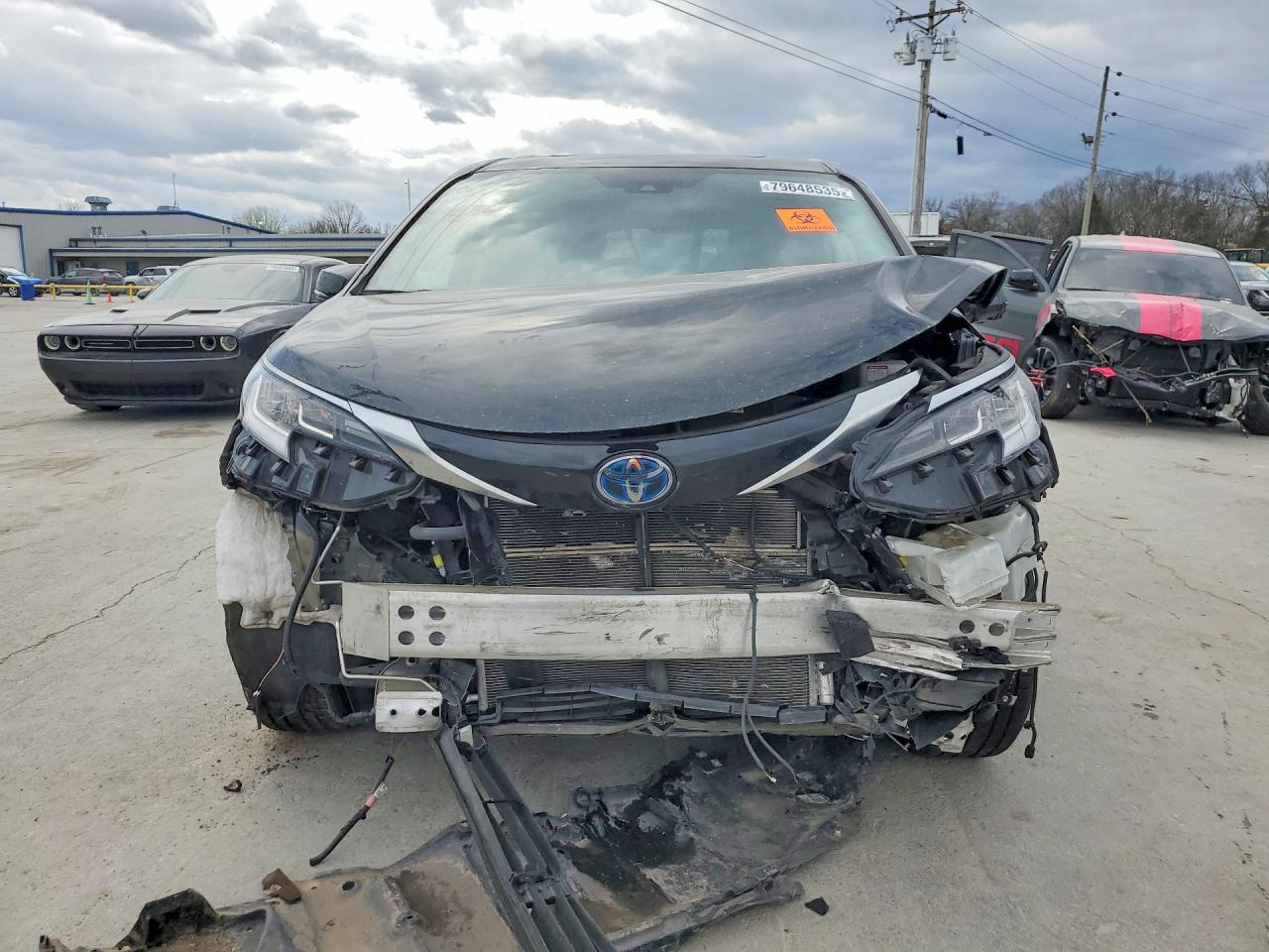 2022 TOYOTA SIENNA PLATINUM 7-PASSENGER photo 5