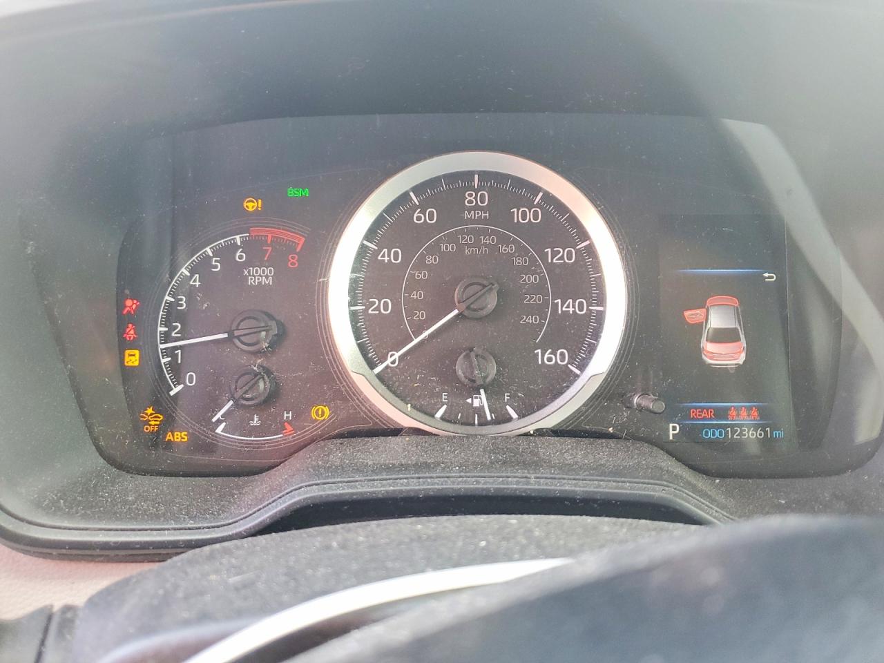 2020 TOYOTA COROLLA LE photo 25