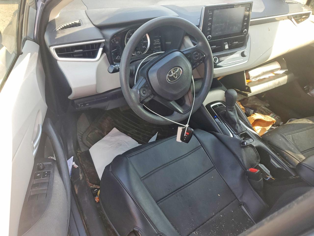 2020 TOYOTA COROLLA LE photo 22