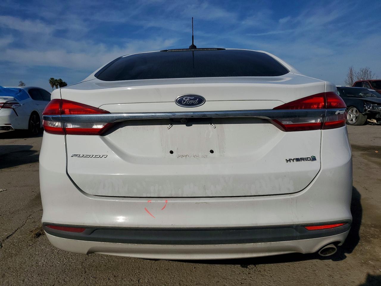 2017 FORD FUSION S HYBRID photo 11